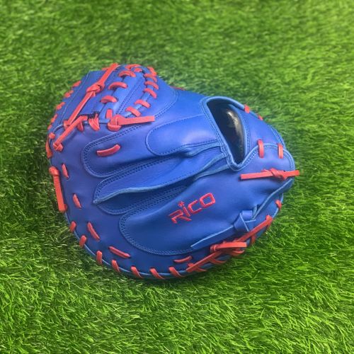 33 inch Flash glove catchers mitt, right hand thrower, royal, with red laces.