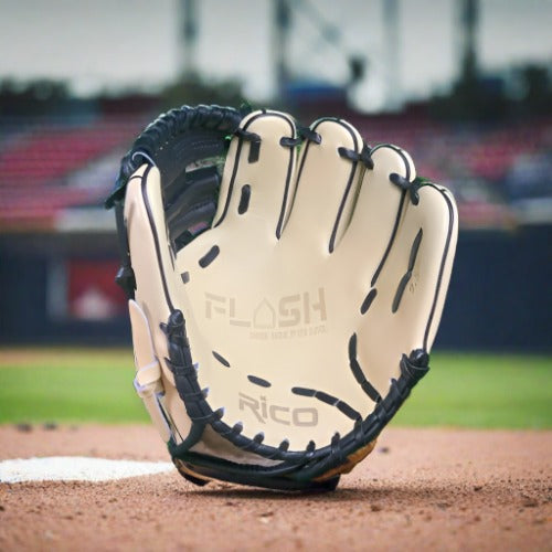 9.5 inch Infield Training Glove, Flash Series, right hand thrower, adult/teen wrist opening.