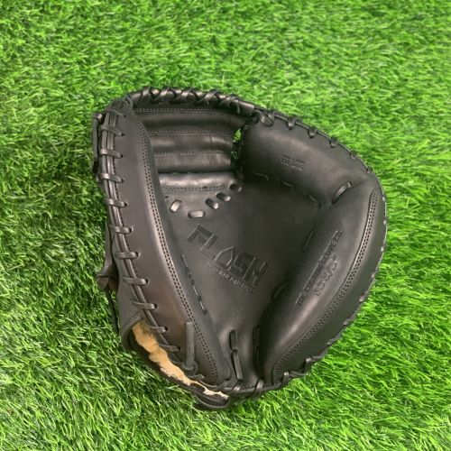 32.5 inch Flash glove catchers mitt, right hand thrower, black, with gold Rico embroidery.
