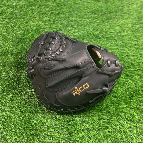 32.5 inch Flash glove catchers mitt, right hand thrower, black, with gold Rico embroidery.