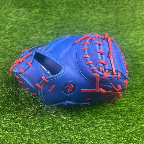33 inch Flash glove catchers mitt, right hand thrower, royal, with red laces.